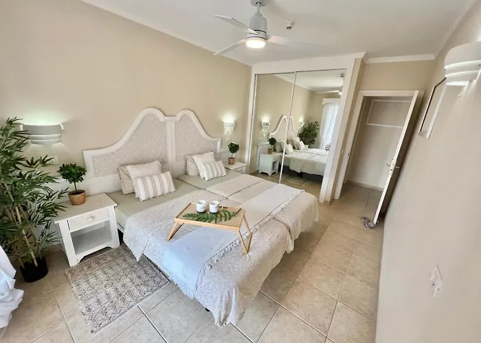 Sunny Terrace & Pool Apartamento *